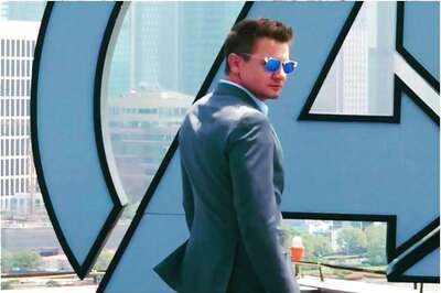 Jeremy Renner's Friend Accuses Him of All-night Cocaine Bender in His Home with 'Underage' Girls