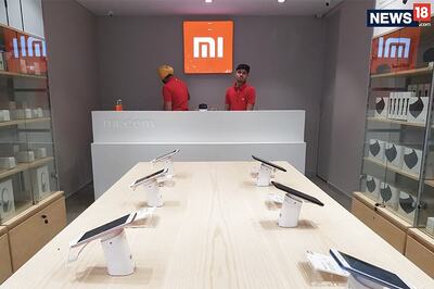 Xiaomi's $6.1 billion Hong Kong IPO Secures Seven Cornerstone Investors