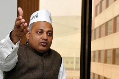 Man Who Threw Ink at AAP’s Somnath Bharti, Facilitated Given Rs 51,000 Cash Prize for His Act