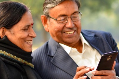 Mumbai Students Create Smart Wristband, App to Help Elders Prioritise Their Health