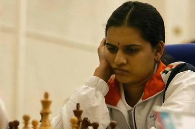 Humpy leads at women's chess meet