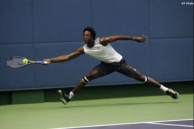 Melzer, Monfils reach Winston-Salem Open final