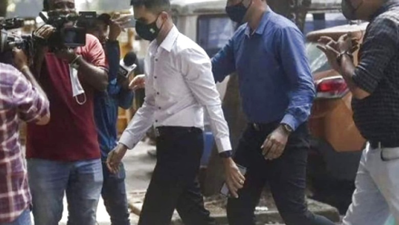 Caste Panel Official Visits Wankhede's House Post Forgery Charge, Wife Says 'Family Safety in Jeopardy'