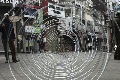 Govt Says Infiltration Dipped in J&K, Improved Security Scenario Could be 'Golden Hour' to Resolve Crisis