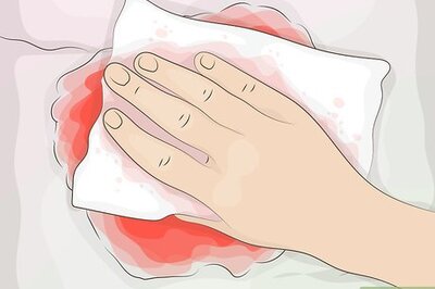 How to Remove Spray Paint from Clothes