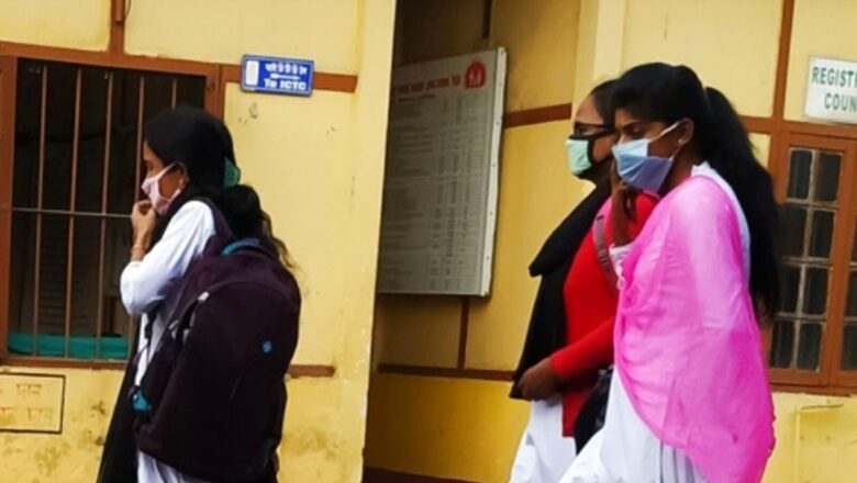 Delhi Govt to Review School Reopening Experiences of Other States: Kejriwal
