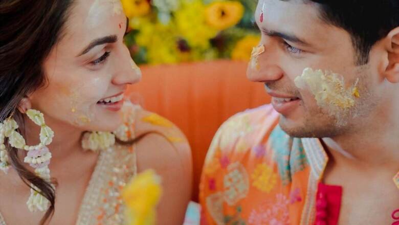 Kiara Advani, Sidharth Malhotra Share Unseen Haldi Photos to Wish Fans on Holi; See Pics