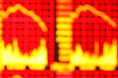 Public sector banks cut home loan rates