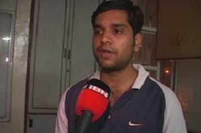 Student helps patient amid doc strike