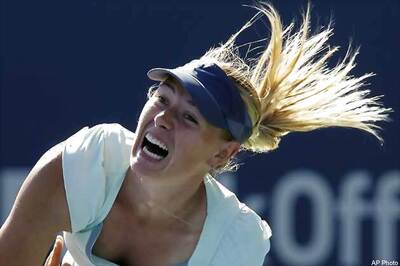 Sharapova blanks Azarenka to win Stuttgart title