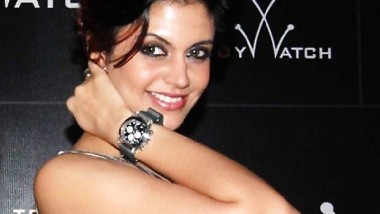Mandira, Karan Wahi to co-host 'Indian Idol Junior'