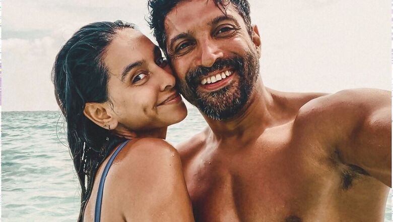 Shibani Dandekar Wishes 'Love of Her Life' Farhan Akhtar on Birthday with Shirtless Picture of Actor