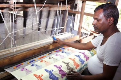 UP Govt Offers Rebate on Land, Stamp Duty for Textile Units Under New Policy