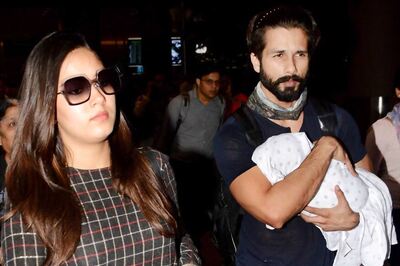 Airport Spotting: Shahid Kapoor, Mira Rajput Snapped With Daughter Misha