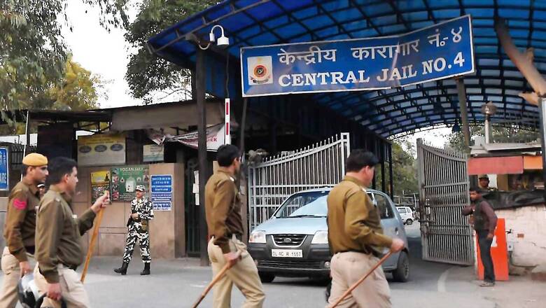 Pepper Sprays, Electric Batons to Quell Inmate Brawls in Tihar as Authorities Adopt Non-Lethal Approach