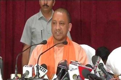 'Imran Khan Sweats...': Yogi Adityanath Gives Details of Modi's 'Checked' List