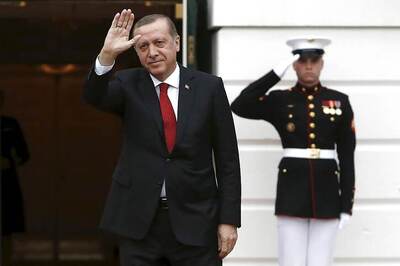 Turkey Rounds up Plotters After Thwarting Anti-Erdogan Coup