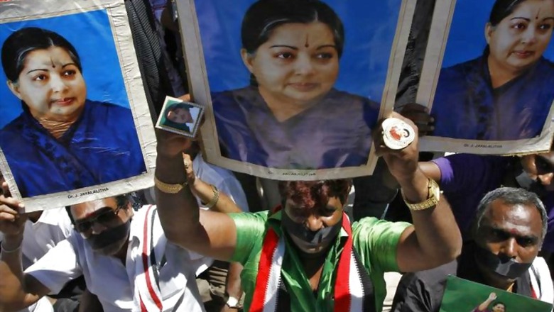 Jayalalithaa's Death: Centre Declares 1-day State Mourning; National Flag to Fly at Half-mast