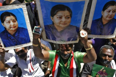 Jayalalithaa's Death: Centre Declares 1-day State Mourning; National Flag to Fly at Half-mast