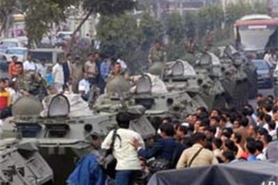Bangladesh deploys troops to keep order