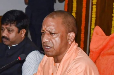 Police Hooter Should Strike Fear in Criminals, Yogi Stresses 'Zero-tolerance Policy' Against Crime in UP