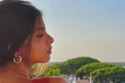 Suhana Khan Enjoys Breathtaking View in Stunning Red Dress, See Pic