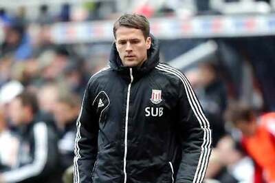 Former England striker Michael Owen to retire at end of season
