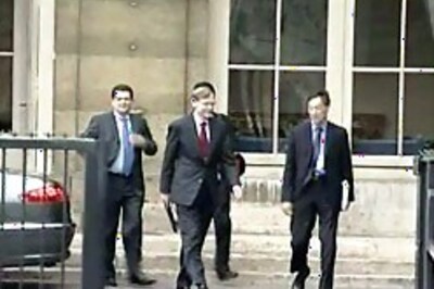 World Bank shut after bomb call