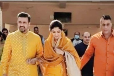 Raj Kundra Makes First Public Appearance With Shilpa Shetty After Porn Films Controversy; See Pics