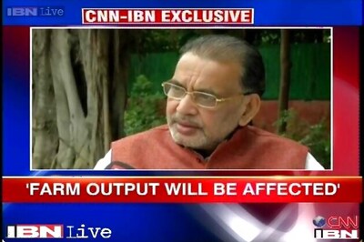 Monsoon picks up but threat of poor agriculture produce remains: Agriculture Minister