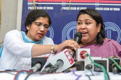 IAS Officers Go Public With Charges Against Kejriwal Govt, Accuse AAP of Spreading Lies