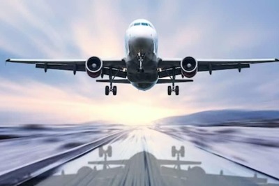 Former Flight Attendant Reveals Signs Of In-Flight Troubles, Shares Safety Tips