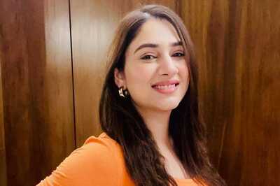 Disha Parmar's Pregnancy Glow Is Unmissable As She Flaunts Her Baby Bump In Bodycon Dress