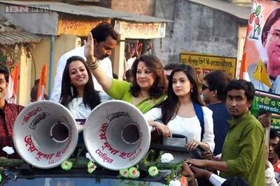 Moon Moon Sen compares campaigning for polls to a film shoot because of crowds, irregular meals, dirty bathrooms