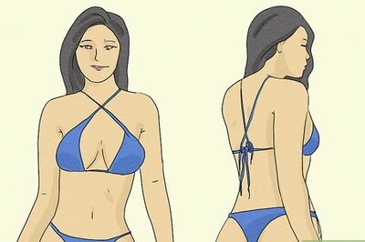 How to Wear a Triangle Bikini Top