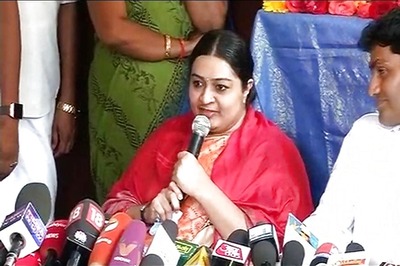 Man Posing as IT Official Causes Flutter at House of Jayalalithaa's Niece Deepa