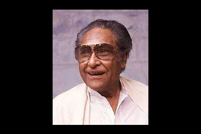 Ashok Kumar used to sketch in the nude: Granddaughter