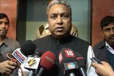 Govt to probe 325 companies related to Satyam