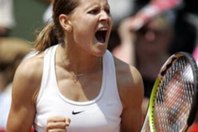 Mauresmo out, Kuznetsova moves up