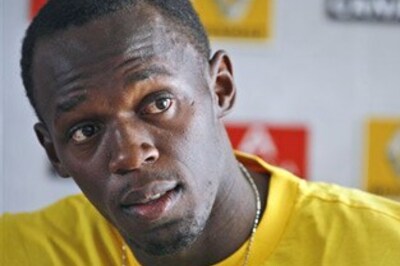 Bolt gearing up for world record, outrace Gay