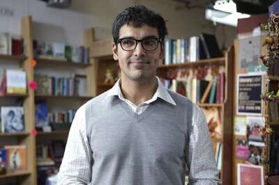 John apologises for kissing Sugandha