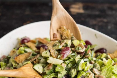 Tired Of Pairing Pita Bread With Hummus At All Times? We Have A New Recipe That You Can Try Out