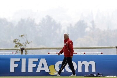 Italy's Lippi coy on plans for Cup opener