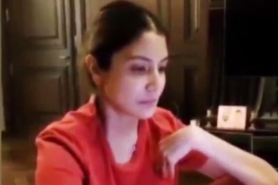 Anushka Sharma Ends Up Playing 'Dumb Game' with Instagram