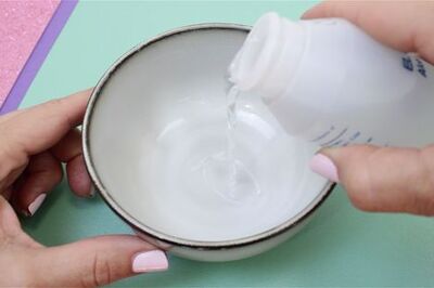 How to Clean Makeup Brushes with Alcohol