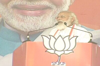 'Hold Someone's Kurta to Get into Power': PM Takes Dig at Cong, Says Party Doesn't Have Even 100 MPs