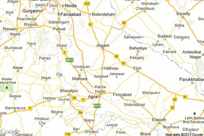 Hathras: 4 armed robbers loot passengers in Delhi-Patna Jansadharan Express