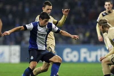 Porto beat Dinamo Zagreb 3-0 in Champions League