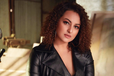 Happy Birthday Sonakshi Sinha: Watch Best Songs of the Dabangg Girl That Will Make You Groove