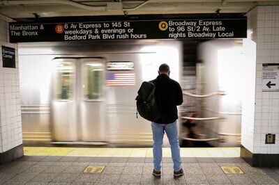 New York Man Urinates on Young Asian-american Woman in Subway, No One Comes to Victim's Aid